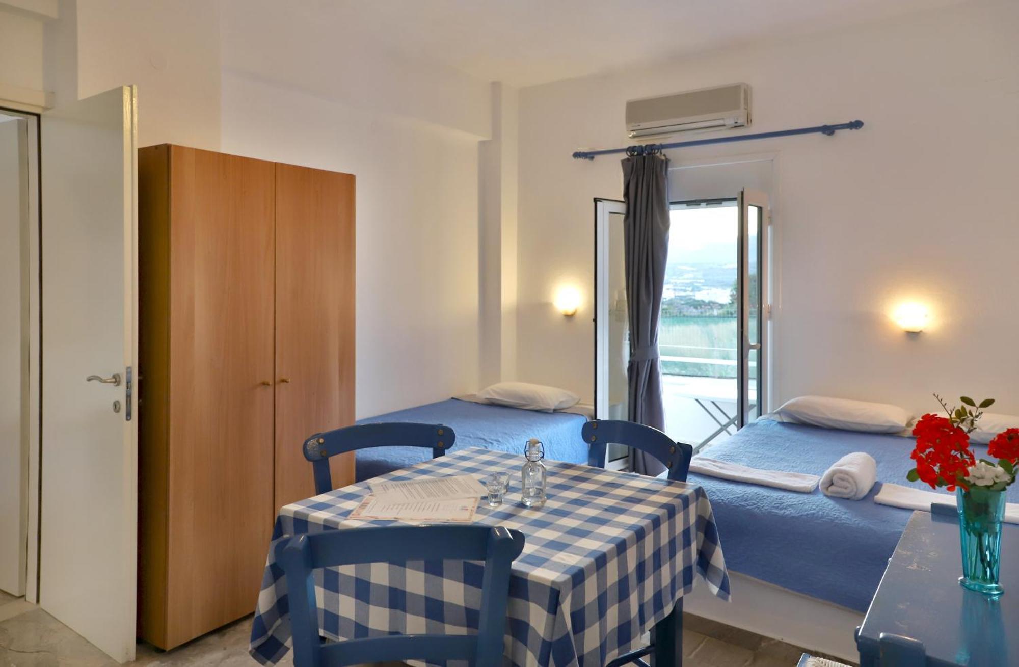 Helios Studios & Apartments Makriyialos Bagian luar foto