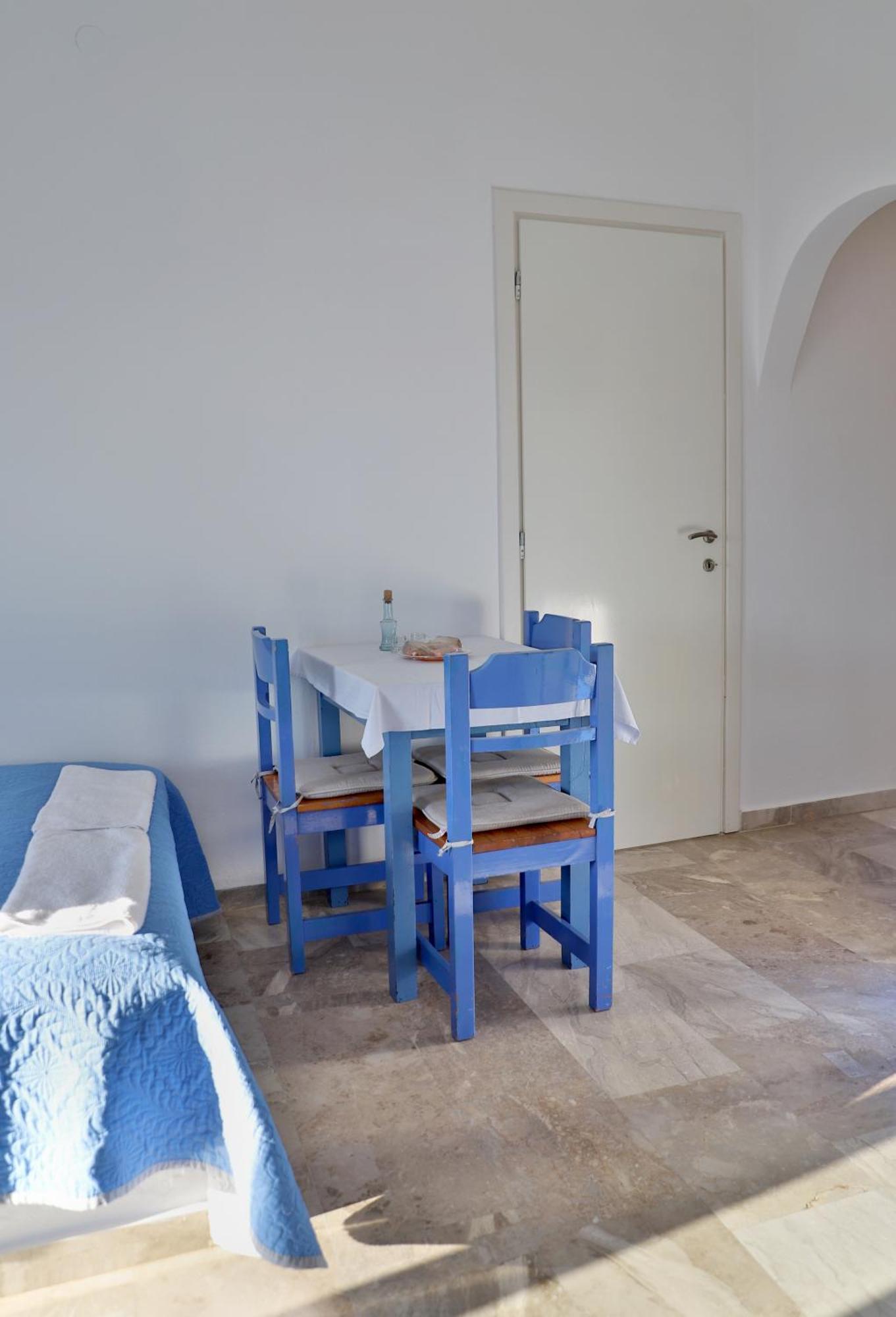 Helios Studios & Apartments Makriyialos Bagian luar foto