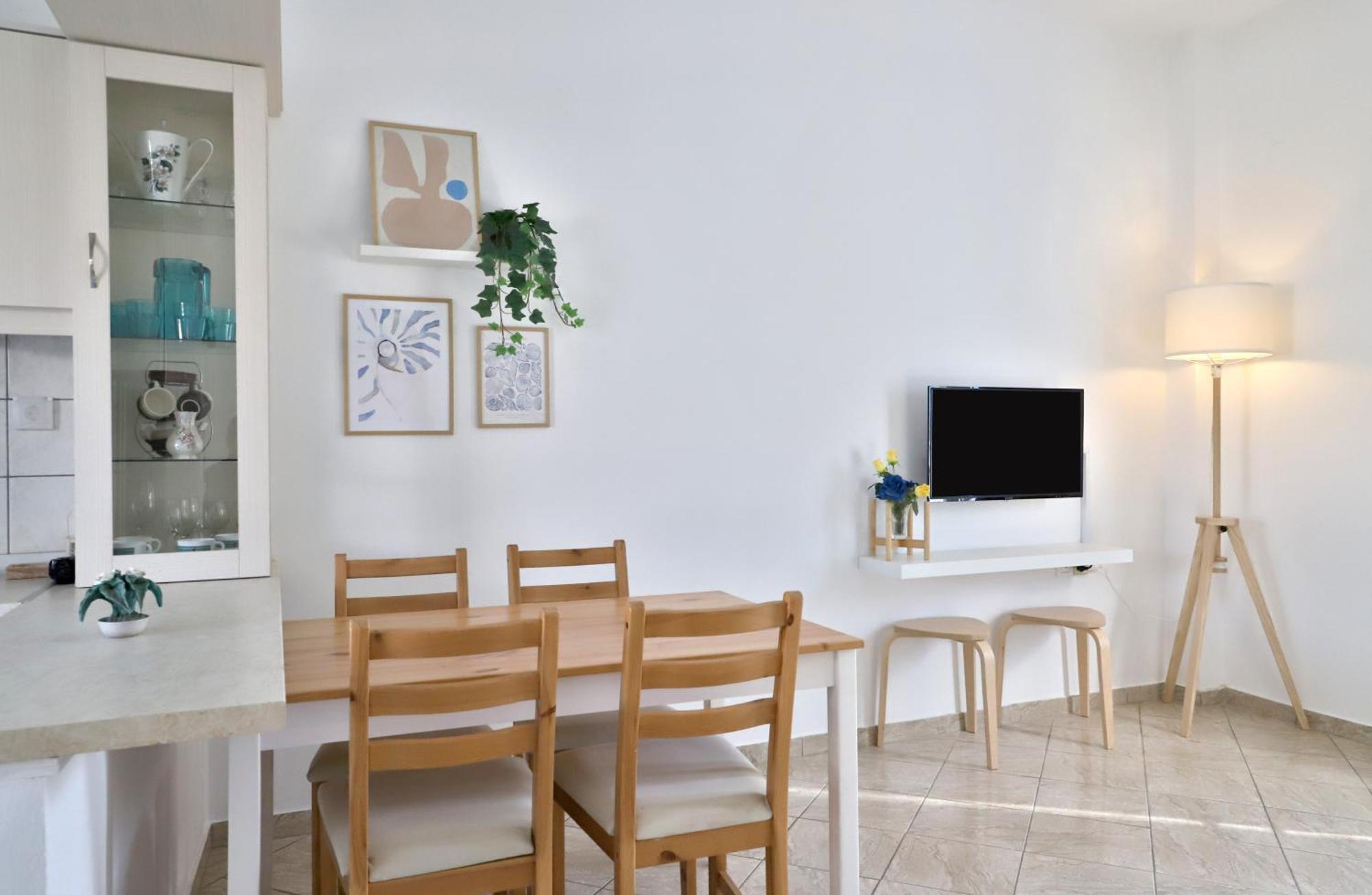 Helios Studios & Apartments Makriyialos Bagian luar foto
