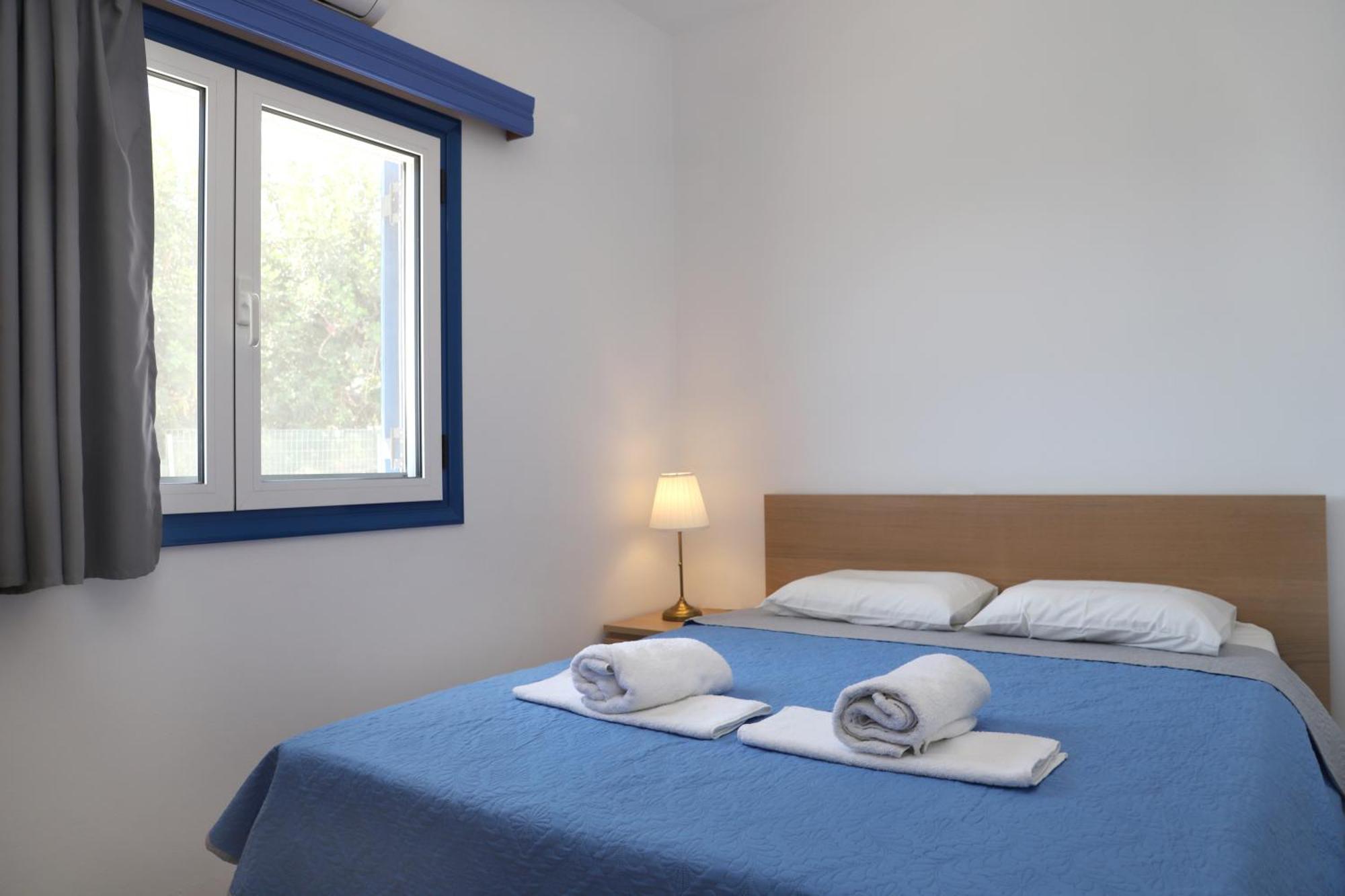 Helios Studios & Apartments Makriyialos Bagian luar foto