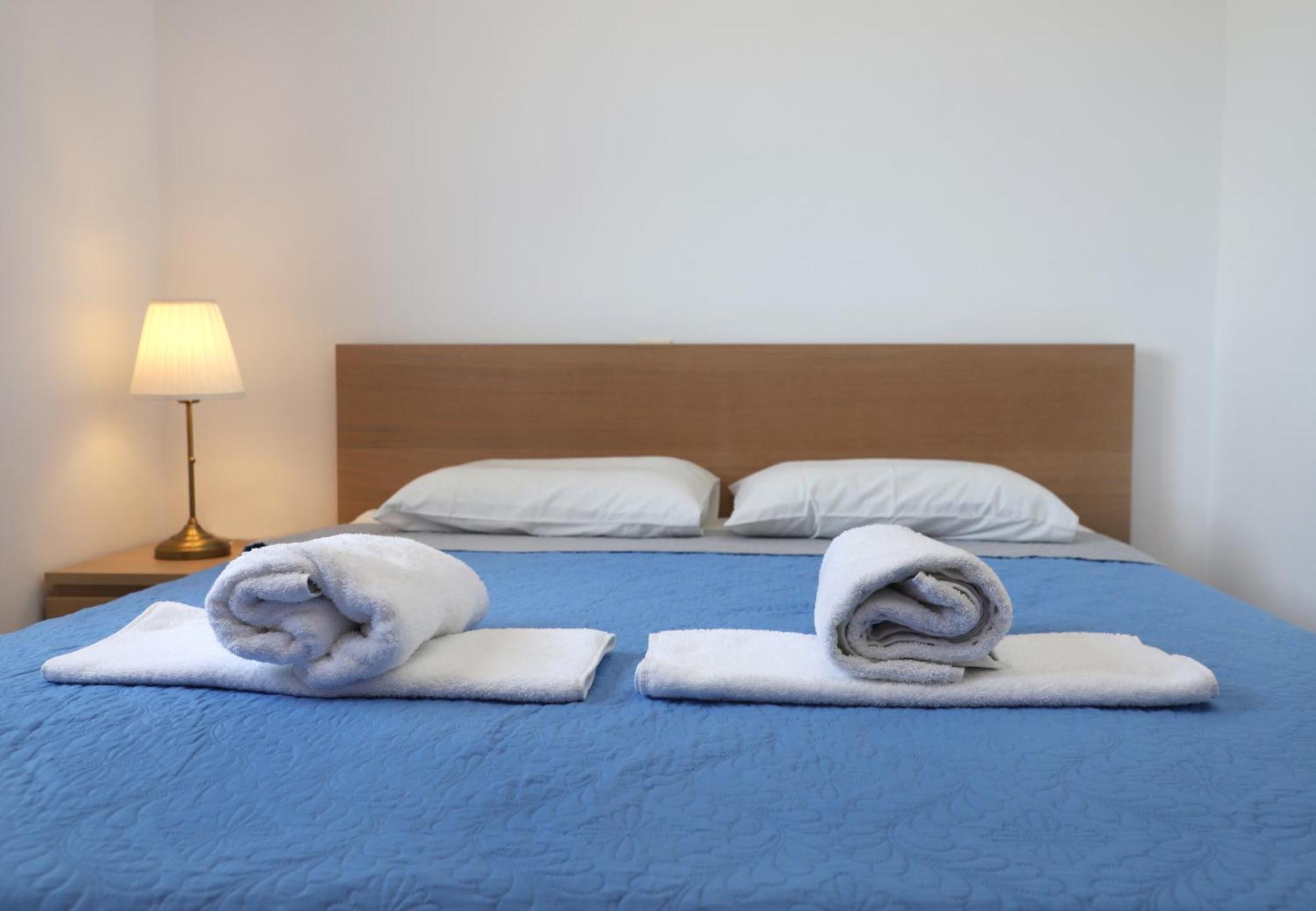 Helios Studios & Apartments Makriyialos Bagian luar foto