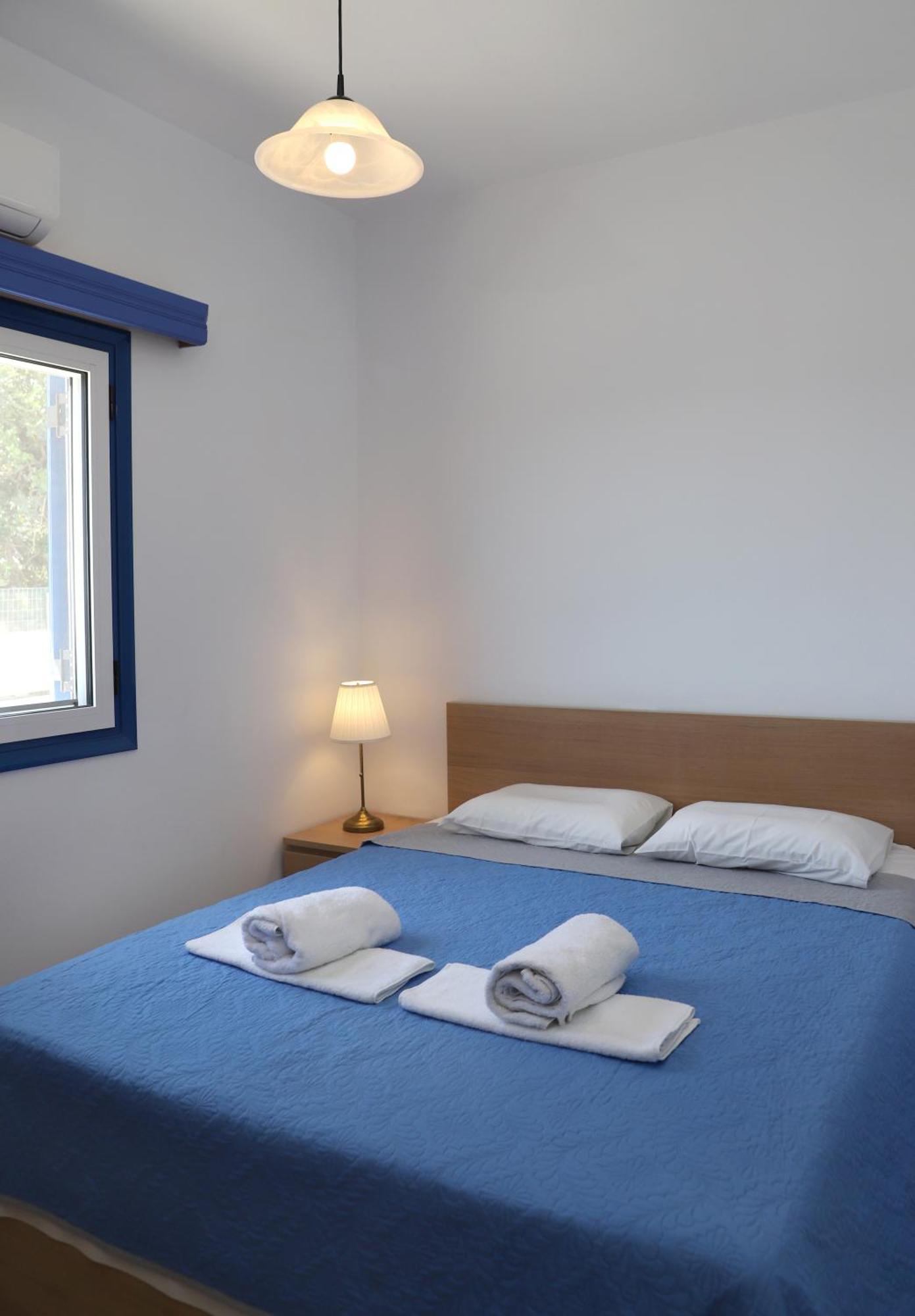 Helios Studios & Apartments Makriyialos Bagian luar foto